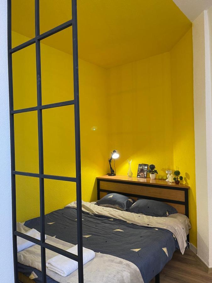 Ora-Prn, Studio Apartment In The City Centre Приштина Екстер'єр фото